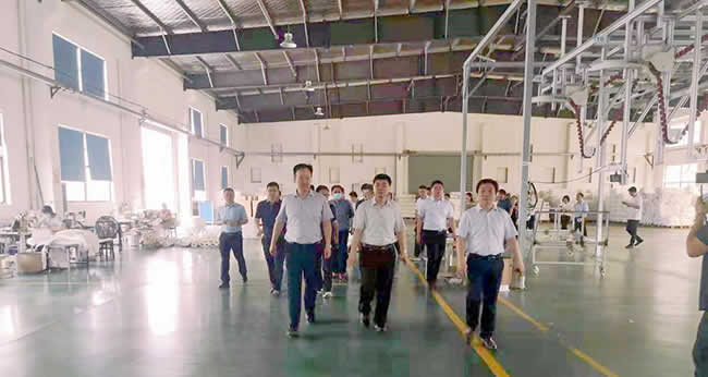 新聞=縣人大來我司調(diào)研經(jīng)濟(jì)發(fā)展運行情況01.jpg